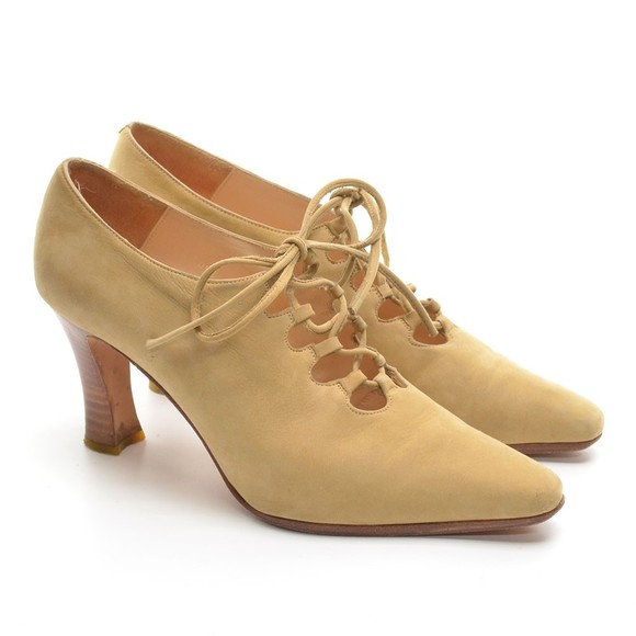 Annie Lago Tan Suede Almond Toe Lace Up Pumps 8 B - Picture 1 of 8